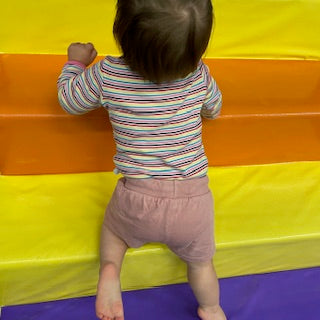 Stimulating Brain Development in Babies Aged 6-9 Months: Activities and Tips