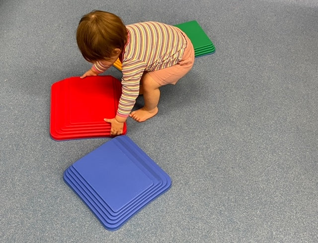 Supporting Gross Motor Skills in Babies Aged 9-12 Months: Activities and Tips