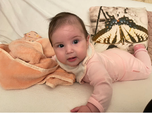 Enhancing Vision and Sensory Development in Babies: Simple Games for 0-3 Months